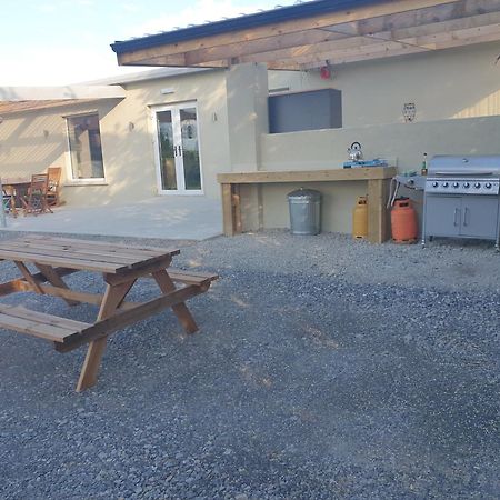 Glasson Glamping Farm Athlone Exteriör bild