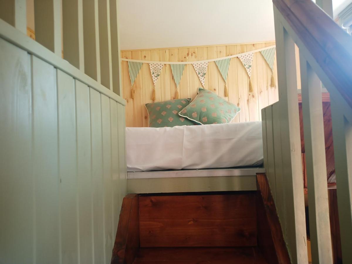 Glasson Glamping Farm Athlone Exteriör bild