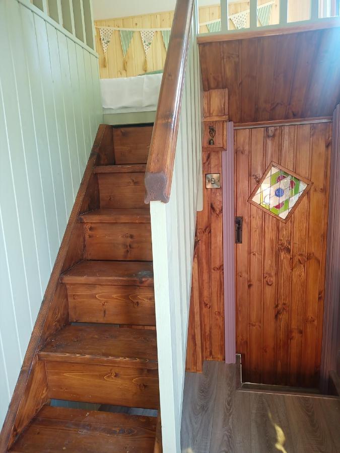 Glasson Glamping Farm Athlone Exteriör bild