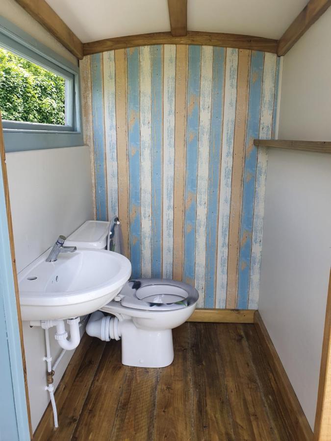 Glasson Glamping Farm Athlone Exteriör bild