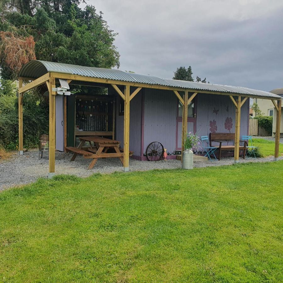 Glasson Glamping Farm Athlone Exteriör bild