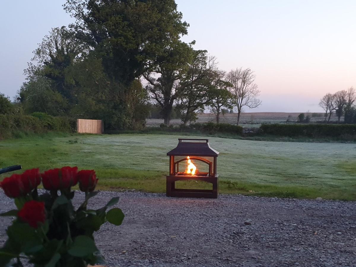 Glasson Glamping Farm Athlone Exteriör bild